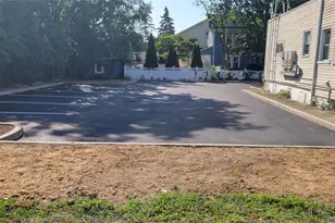 83 Kraemer St, Hicksville, NY 11801 - Photo 29