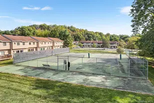 6807 Chelsea Cove N, Hopewell Junction, NY 12533 - Photo 17