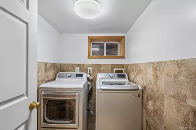 27-22 Bayside Lane, Flushing, NY 11358 - Photo 19