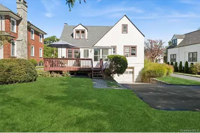 10 Oakland Avenue, Yonkers, NY 10710 - Photo 23