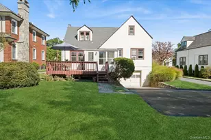 10 Oakland Ave, Yonkers, NY 10710 - Photo 23