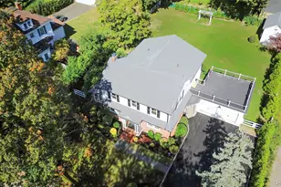 99 Warner Ave, Roslyn Heights, NY 11577 - Photo 31