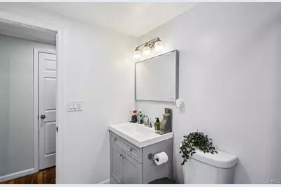 374 Miller Avenue, Freeport, NY 11520 - Photo 39