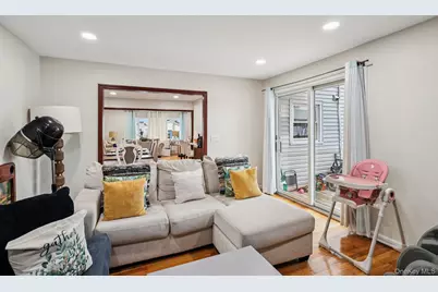 374 Miller Avenue, Freeport, NY 11520 - Photo 11