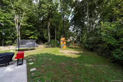 1 Essex Road, Poughkeepsie, NY 12601 - Photo 19