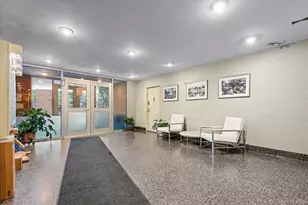 579 W 215th St, New York, NY 10034 - Photo 19