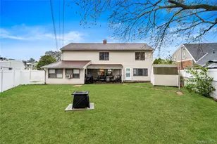 45 Lowland Rd, Levittown, NY 11756 - Photo 21