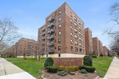 73-62 Bell Boulevard #5L, Bayside, NY 11364 - Photo 1