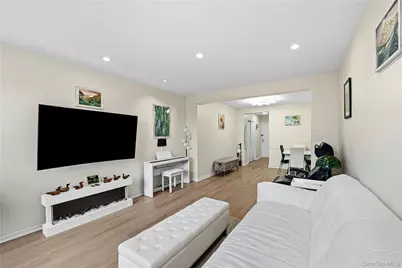 73-62 Bell Boulevard #5L, Bayside, NY 11364 - Photo 7