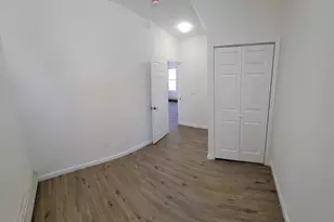 83 Kraemer St, Hicksville, NY 11801 - Photo 19