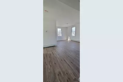 83 Kraemer Street, Hicksville, NY 11801 - Photo 35