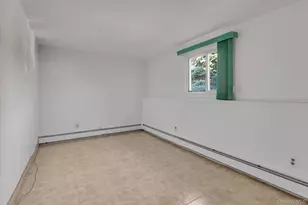 282 N Oak St, Massapequa, NY 11758 - Photo 19