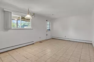 282 N Oak St, Massapequa, NY 11758 - Photo 17