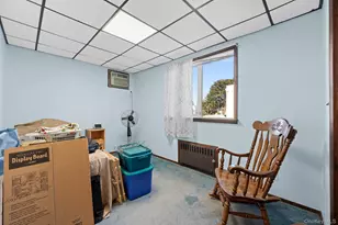 77-61 79th Pl, Glendale, NY 11385 - Photo 15