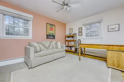 19 Mary Beth Drive, Suffern, NY 10901 - Photo 17