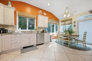 3405 Lufberry Ave, Wantagh, NY 11793 - Photo 17