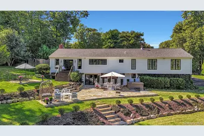 262 Huntington Bay Road, Huntington, NY 11743 - Photo 33