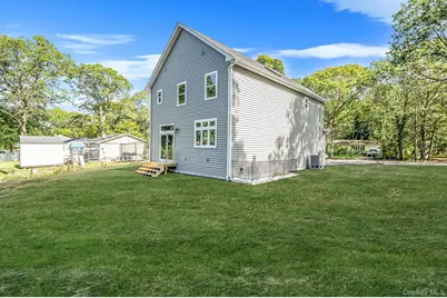 90 Yaphank Road W, Coram, NY 11727 - Photo 33