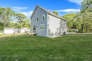 90 Yaphank Road W, Coram, NY 11727 - Photo 33