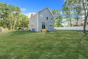 90 Yaphank Road W, Coram, NY 11727 - Photo 35