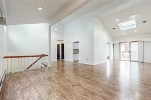 3268 Jackson Ave, Wantagh, NY 11793 - Photo 13