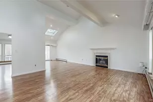 3268 Jackson Ave, Wantagh, NY 11793 - Photo 3