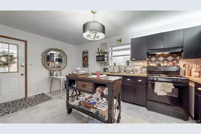 3268 Jackson Avenue, Wantagh, NY 11793 - Photo 19