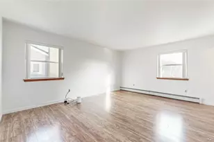 3268 Jackson Ave, Wantagh, NY 11793 - Photo 5