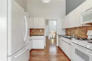 3268 Jackson Ave, Wantagh, NY 11793 - Photo 33