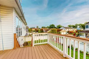 3268 Jackson Ave, Wantagh, NY 11793 - Photo 15