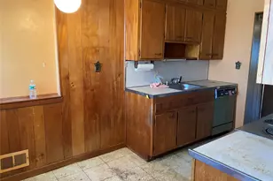 4 Gerri Ln, Yonkers, NY 10703 - Photo 7