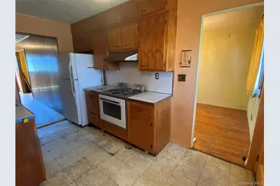 4 Gerri Lane, Yonkers, NY 10703 - Photo 9