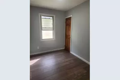 105-21 84 Street, Ozone Park, NY 11417 - Photo 11