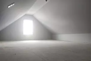 105-21 84th St, Ozone Park, NY 11417 - Photo 9