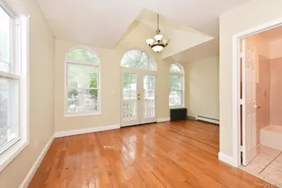 8135 166th Street, Hillcrest (Queens), NY 11432 - Photo 19