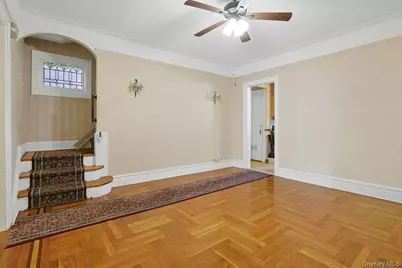 317 E 242nd Street, Bronx, NY 10470 - Photo 17