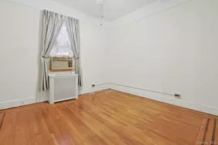 317 E 242nd St, Bronx, NY 10470 - Photo 19