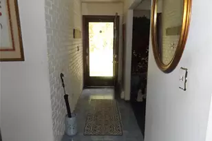 56 Rose St, Smithtown, NY 11787 - Photo 3