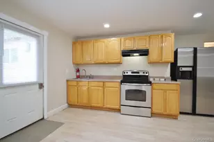 208 Myrtle Ave, Mahopac, NY 10541 - Photo 3