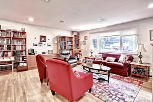 21 Briarcliff Dr, Monsey, NY 10952 - Photo 3