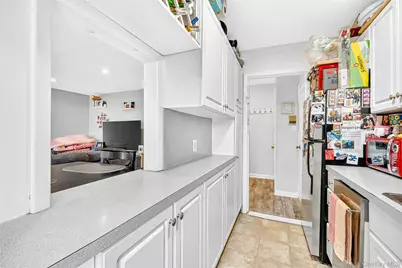 340 Richbell Road #B4, Mamaroneck, NY 10543 - Photo 7