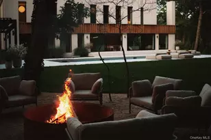 96 Godfrey Ln, Huntington, NY 11743 - Photo 23