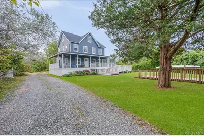 56 Oak Beach Road, Babylon, NY 11702 - Photo 27