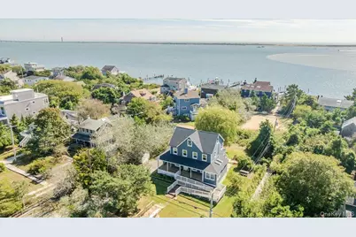 56 Oak Beach Road, Babylon, NY 11702 - Photo 31