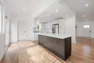 56 Oak Beach Rd, Babylon, NY 11702 - Photo 9