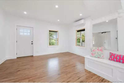 56 Oak Beach Road, Babylon, NY 11702 - Photo 5