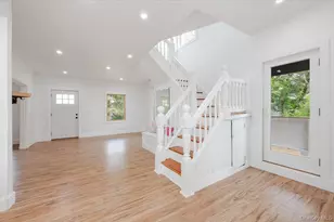 56 Oak Beach Rd, Babylon, NY 11702 - Photo 17