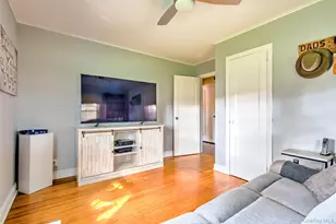 60 Everett St, Patchogue, NY 11772 - Photo 15