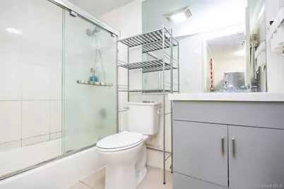 4317 Union Street #4E, Flushing, NY 11355 - Photo 17