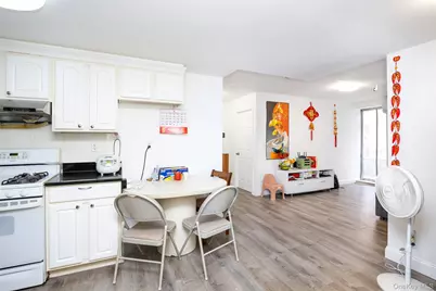 4317 Union Street #4E, Flushing, NY 11355 - Photo 15